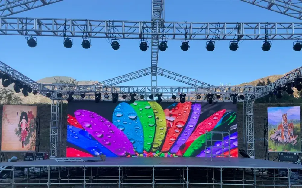 户外LED屏搭建租赁 - 设备租赁